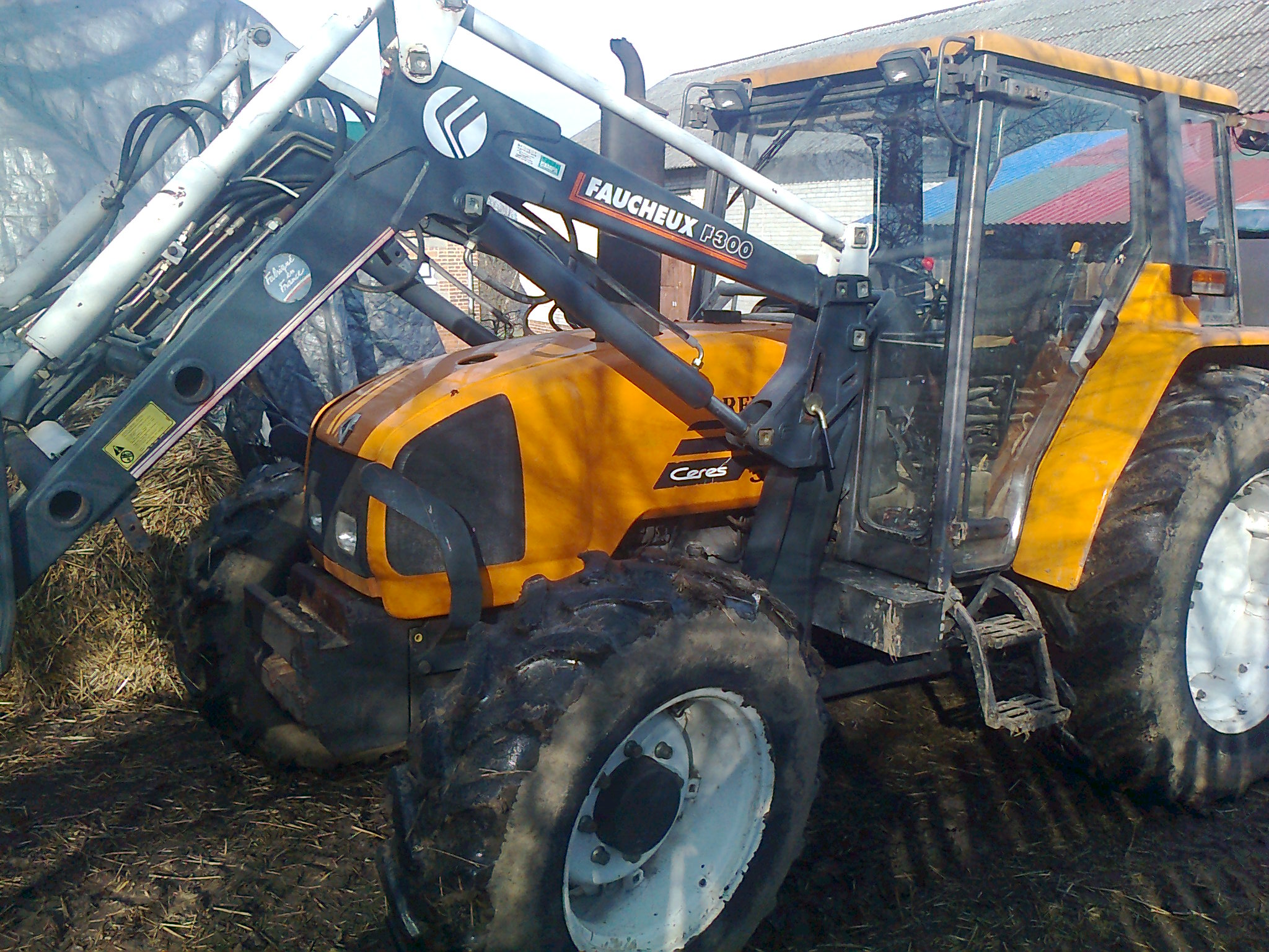 Renault Ceres 330