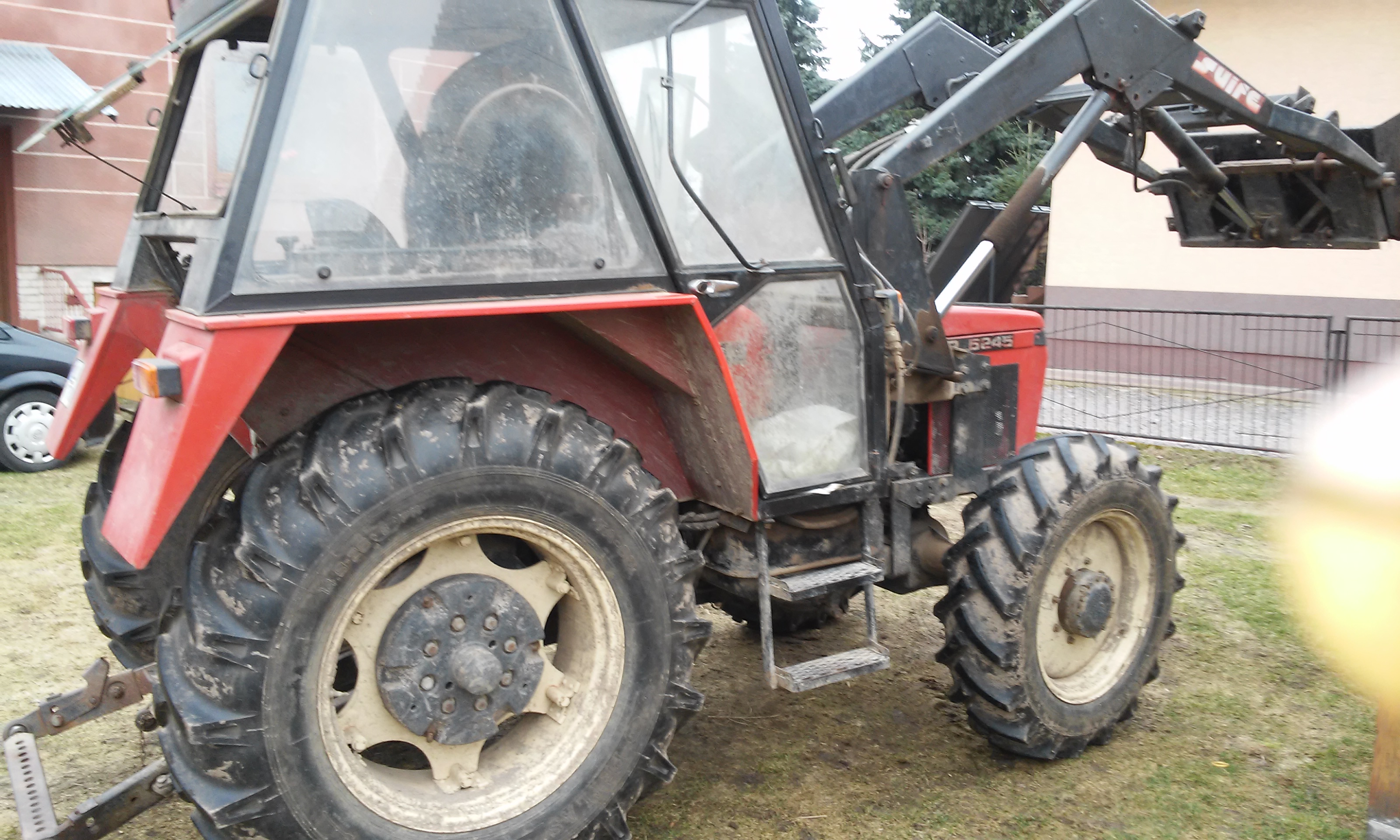 Zetor 5245 z turem