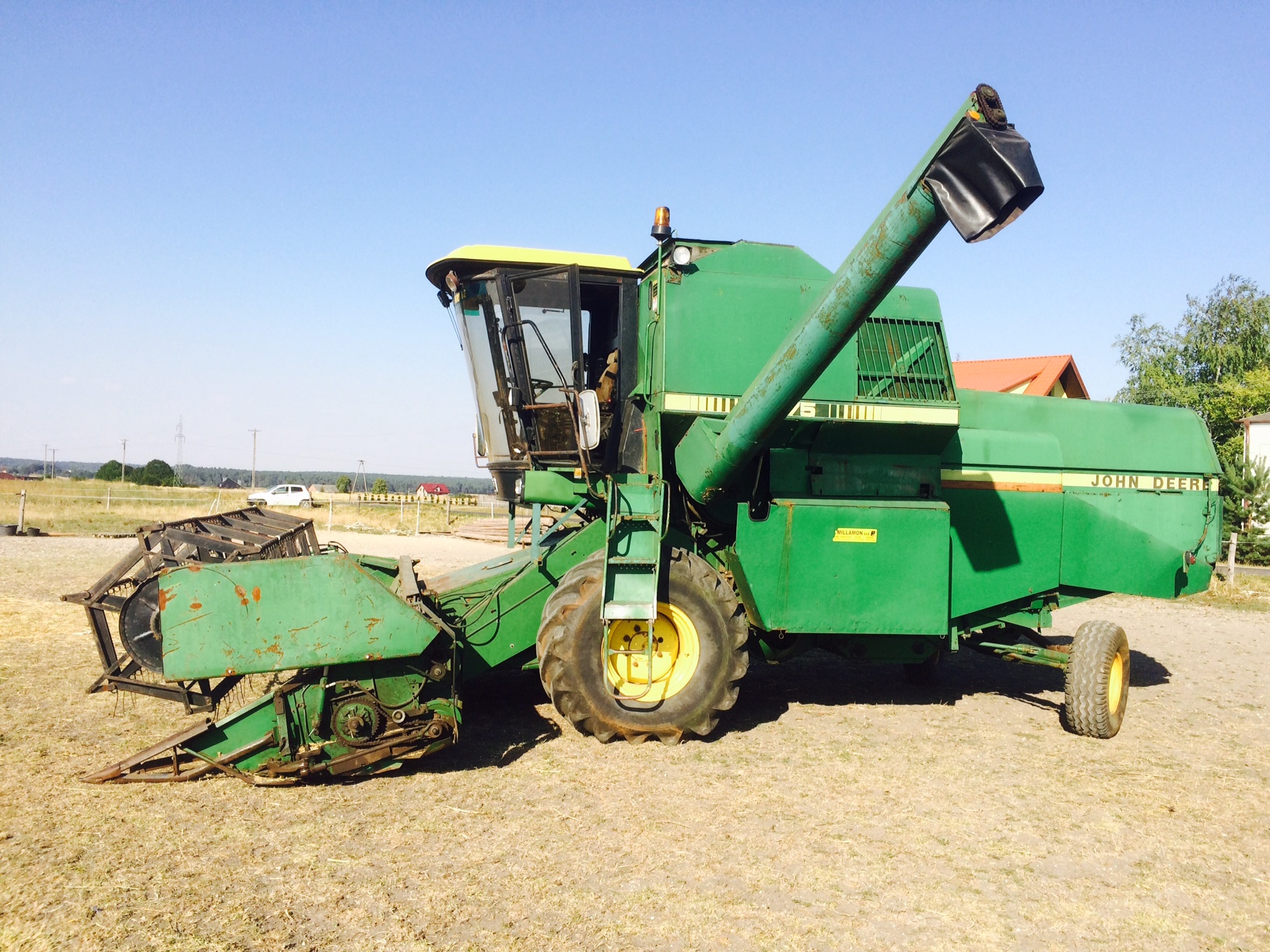  John Deere 1075