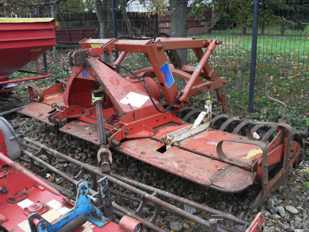 Brona wirowa Agregat uprawowo-siewny 3m KUHN HR 300