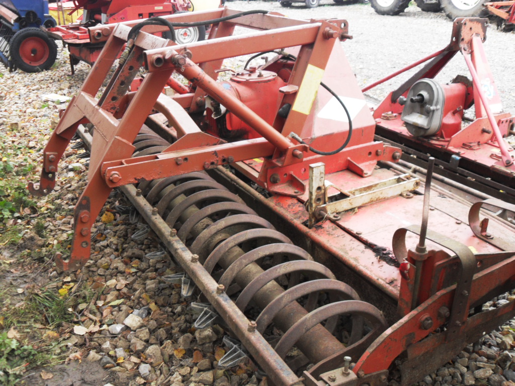 Brona wirowa Agregat uprawowo-siewny 3m KUHN HR 300