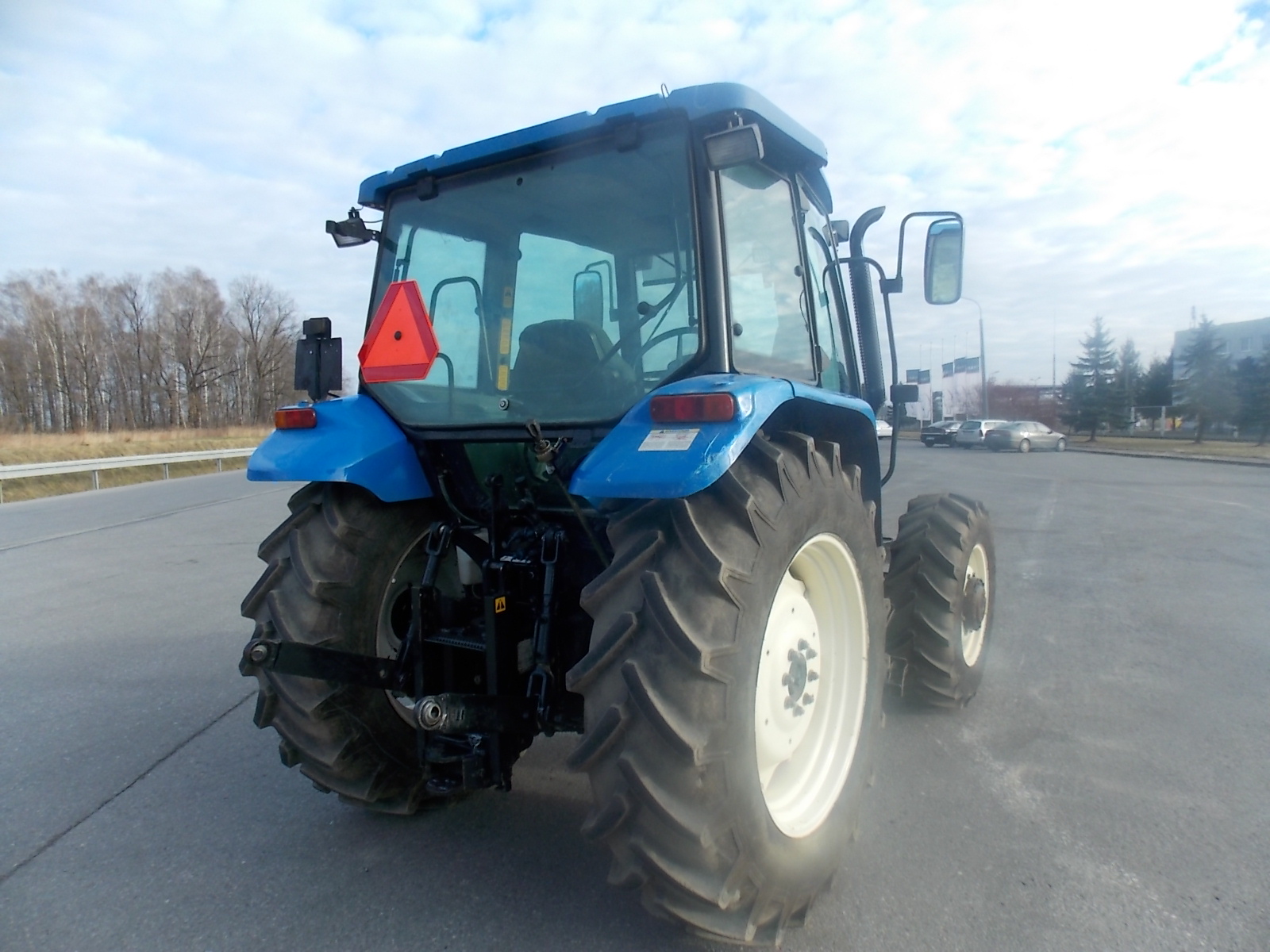 Ciągnik New Holland TL90A﻿﻿