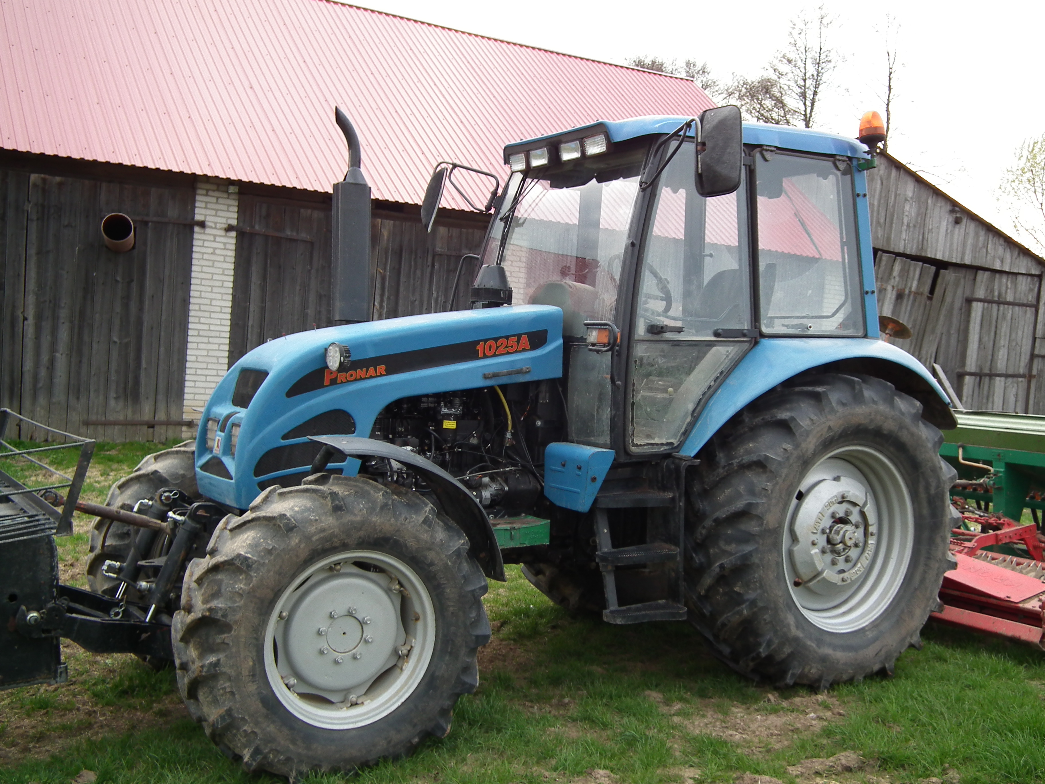 Pronar 1025A