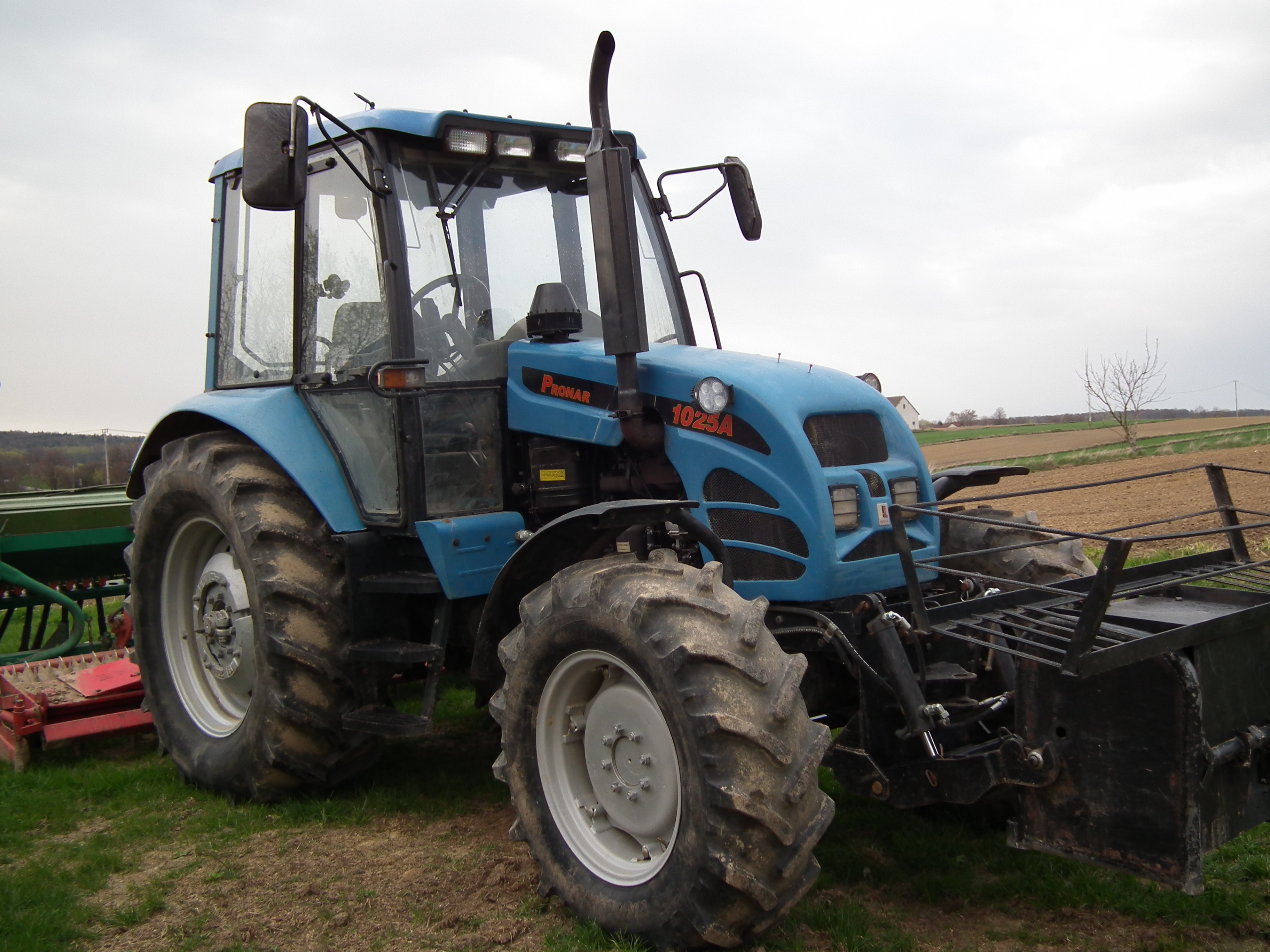 Pronar 1025A