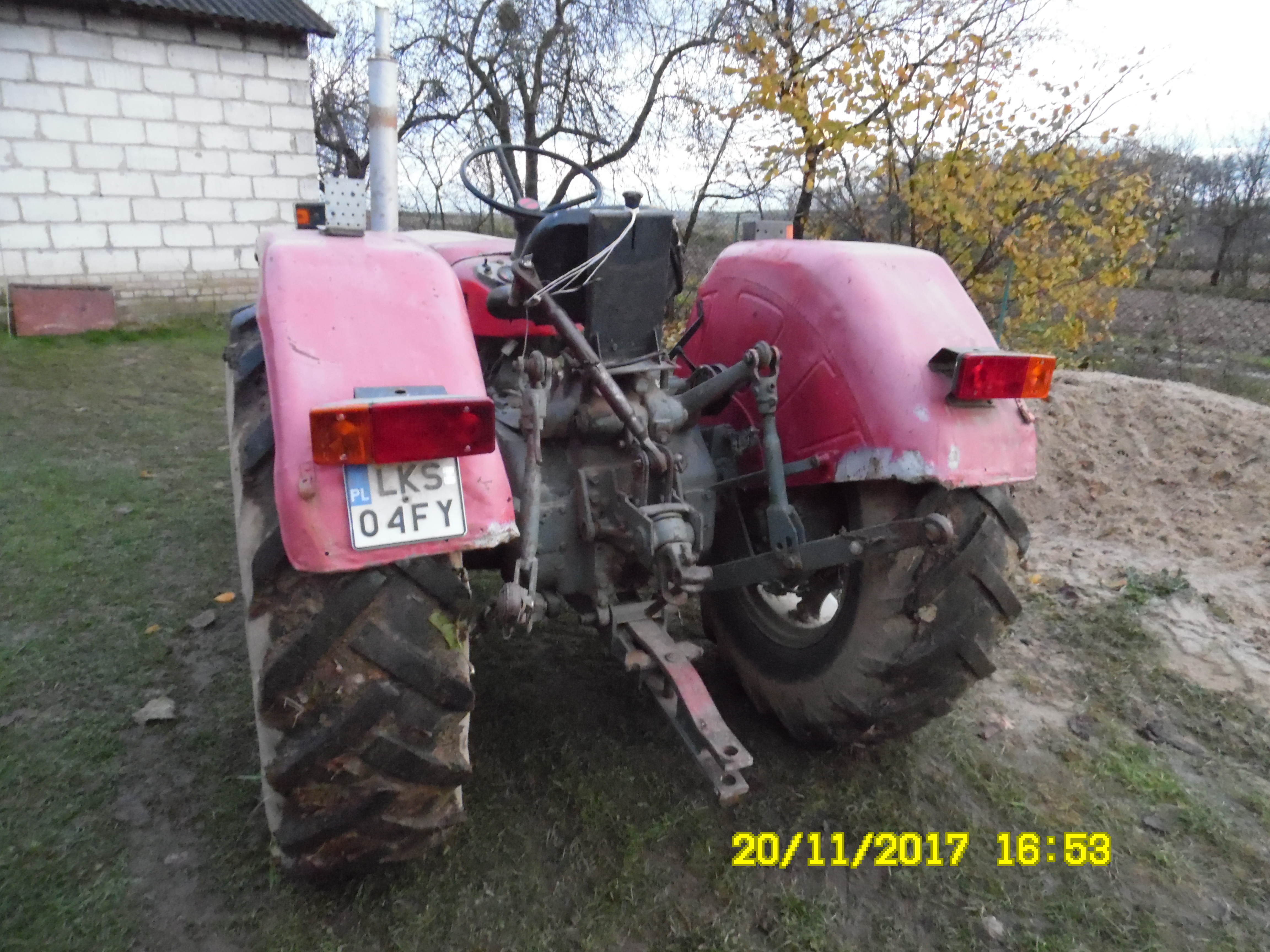 Sprzedam ciągnik C360
