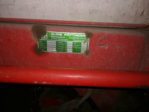 Przyczepa samozbierająca Pottinger Siloprofi I