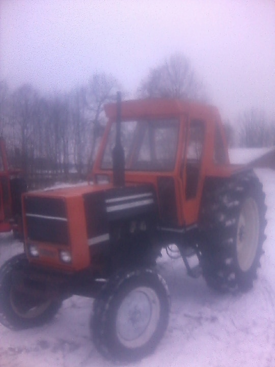 ciągnik Fiat 880dt..  1987 rok 