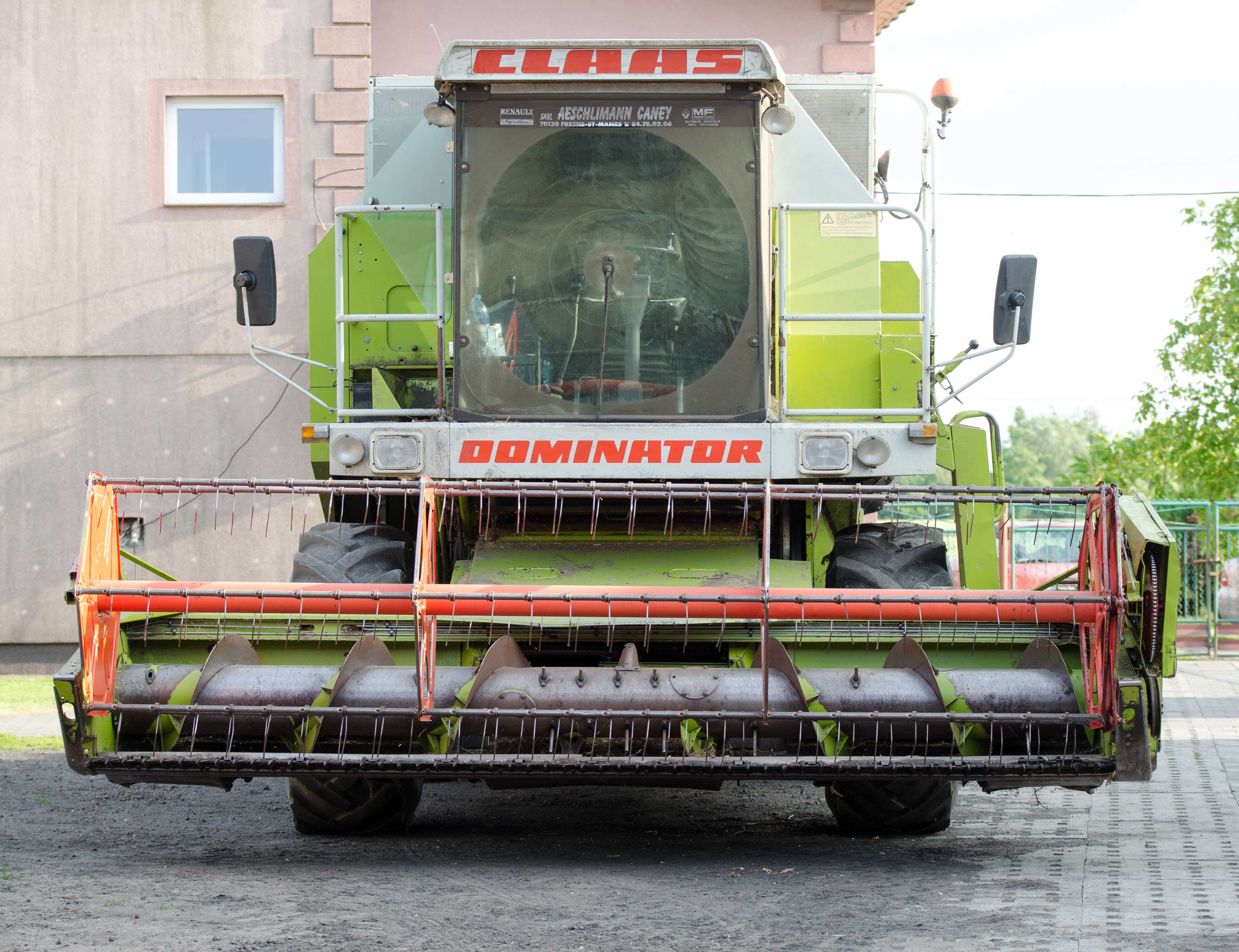 Claas Dominator 88s