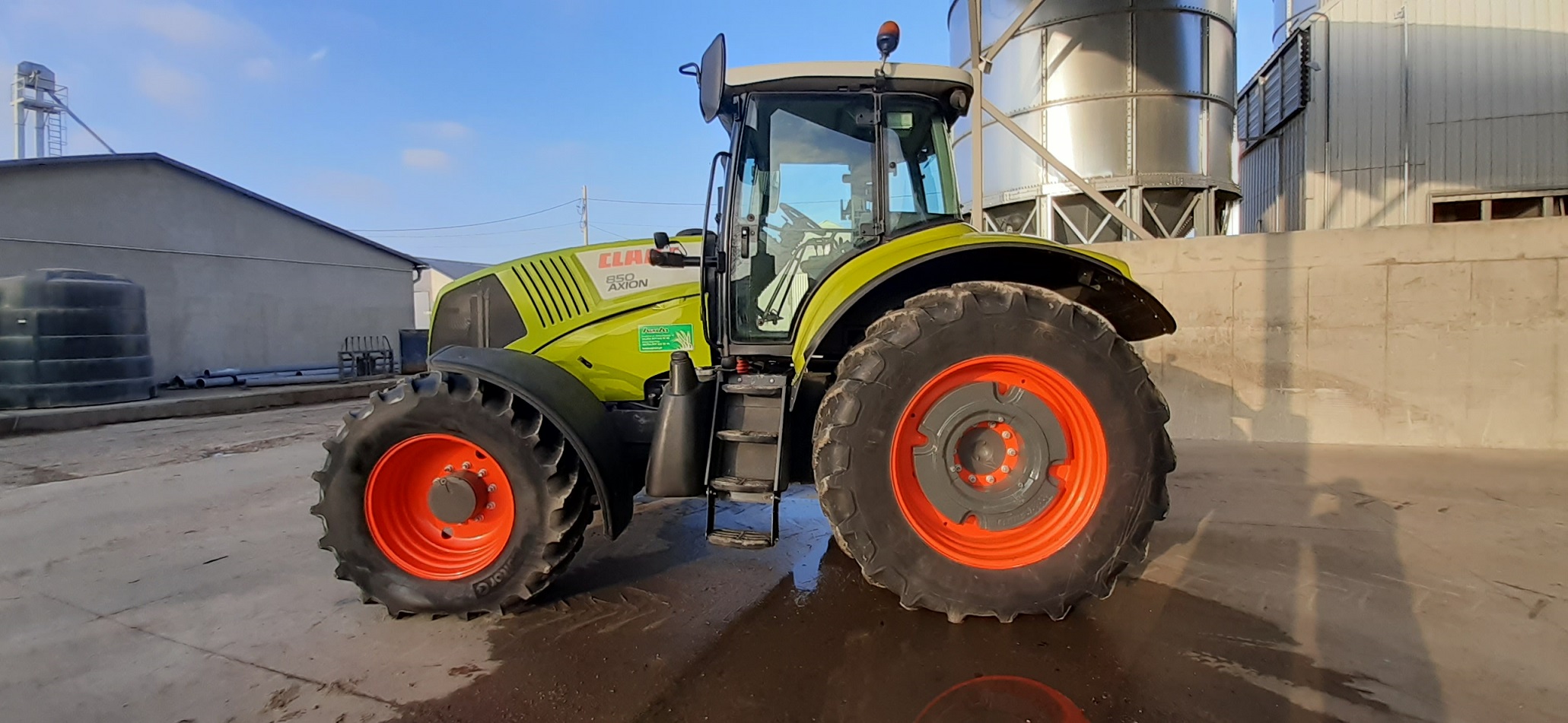 Claas Axion 850