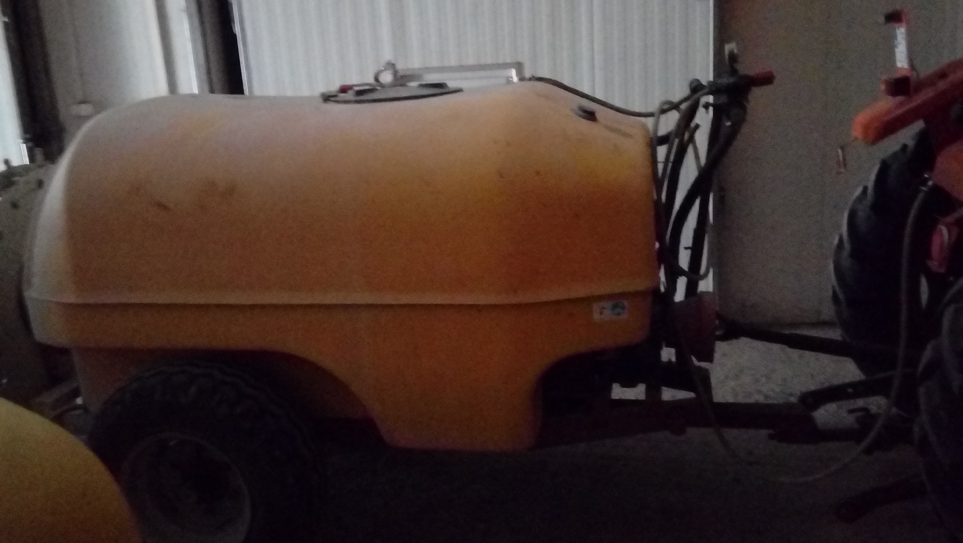 Sprzedam opryskiwacz sadowniczy - Kaspol 1500 L