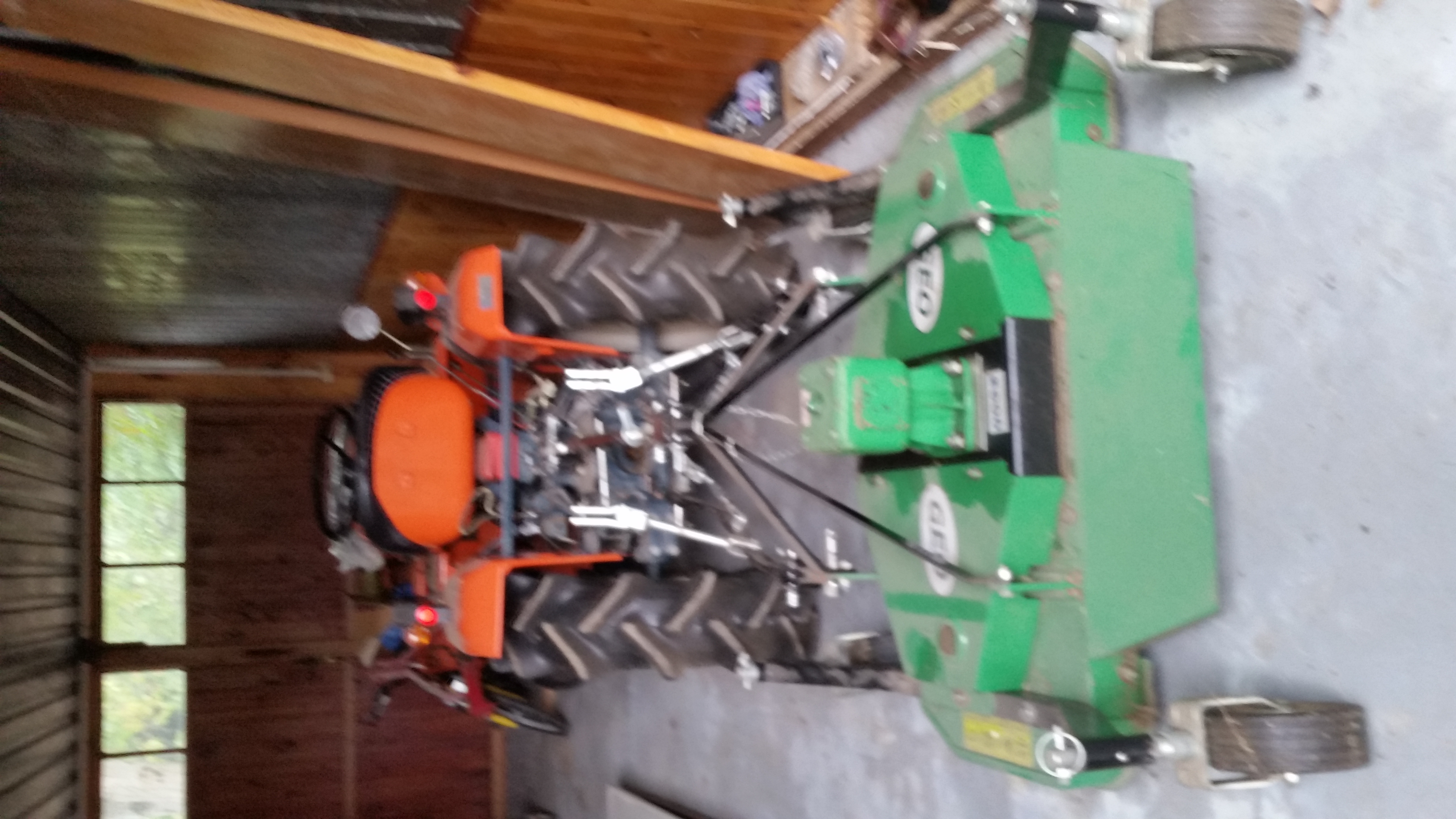 traktorek z glebogryzrką kubota 1502